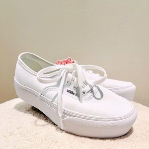❌❌SOLD ON MERCARI❌❌ Vans AUTHENTIC PLATFORM 2.0 SHOE size 5